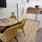 Kapitany Mp Art Luxury Balatonboglár