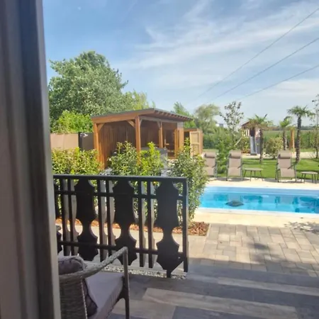 Apartamento Kapitány Mp Art Luxury *