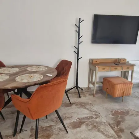 Apartamento Kapitány Mp Art Luxury *