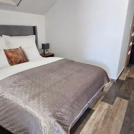 Apartment Kapitany Mp Art Luxury Balatonboglár
