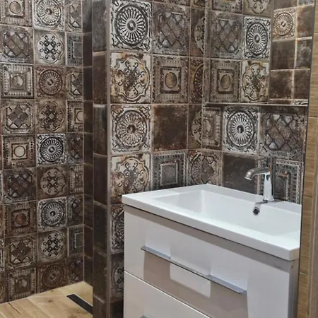Kapitány Mp Art Luxury * Balatonboglár